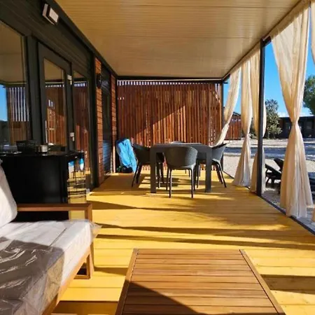 Дом отдыха Sak Mobile Homes